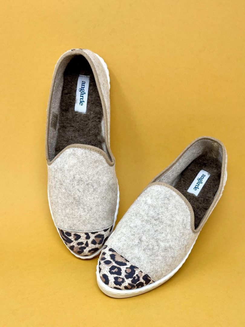 Chaussons en laine recycl&eacute;e Beige L&eacute;opard (femme)