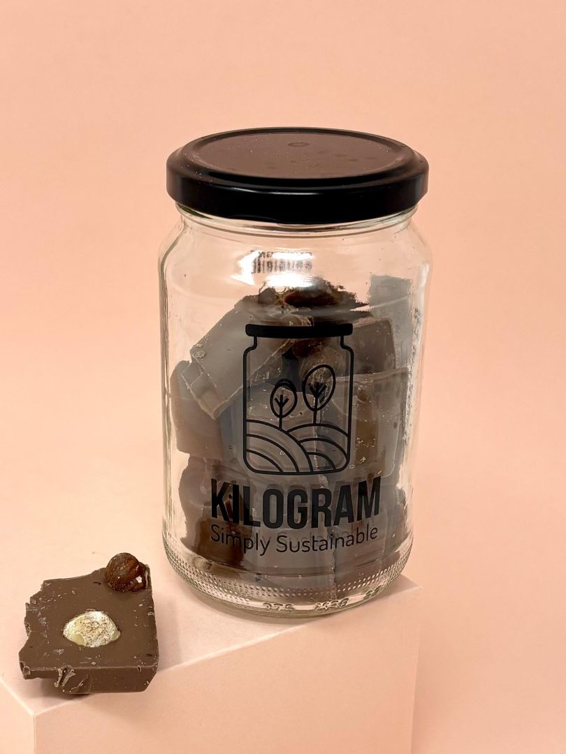 Chocolat au lait aux noisettes