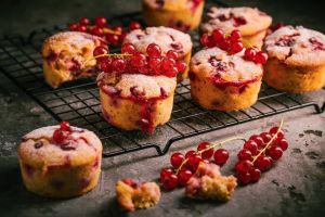 Muffins groseilles, citron et coco